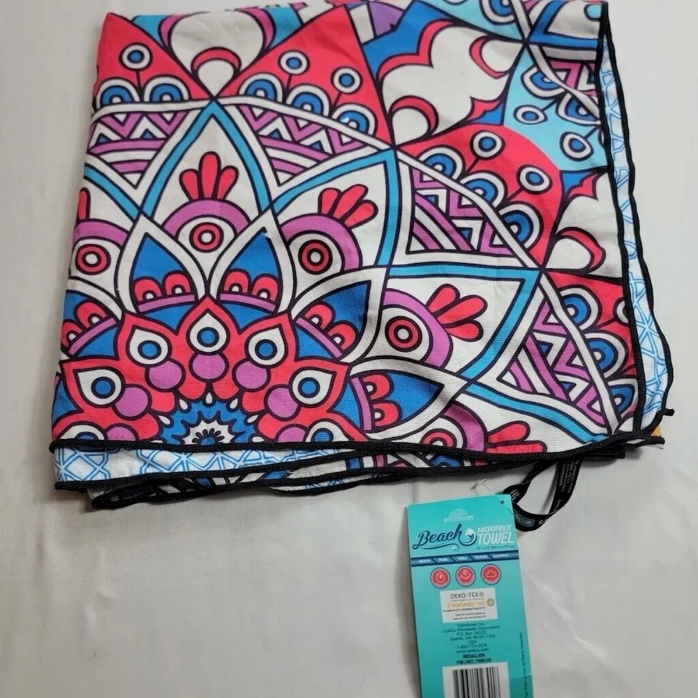 Whitley Willows Microfiber Printed Beach Towel - Medallion